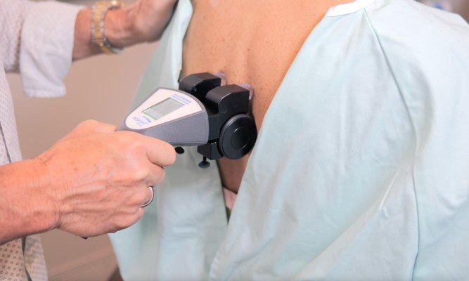 A scan taken along the spine with the neuroCORE instrument